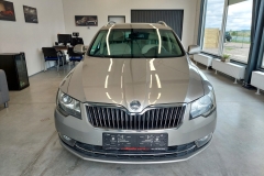 0003_Skoda_Superb2014_4x4