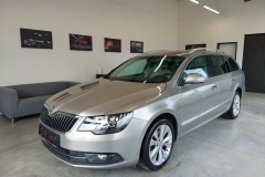 0004_Skoda_Superb2014_4x4