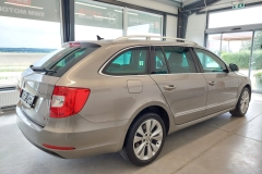 0013_Skoda_Superb2014_4x4