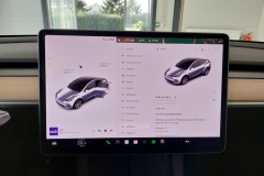 0044_Tesla_Model_Y