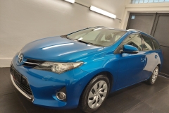 0002_Toyota_Auris