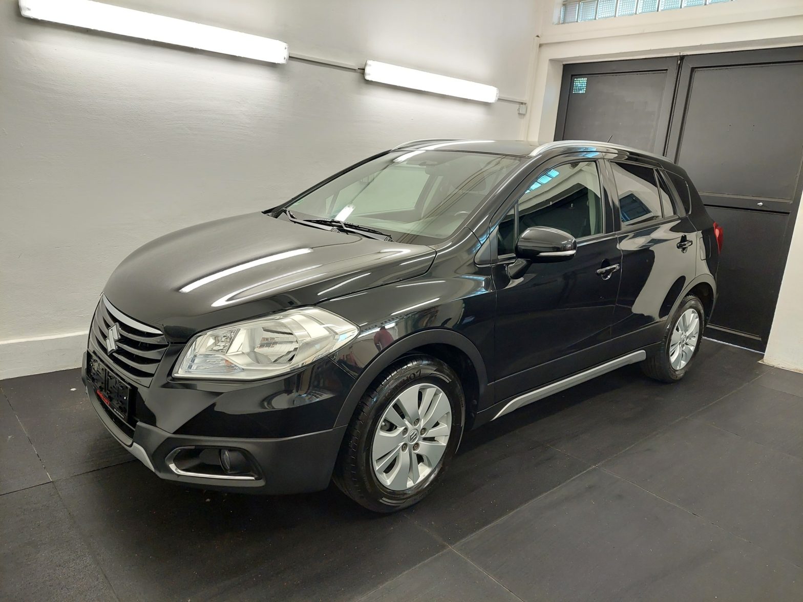 Suzuki_SX4