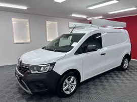 0001_Renault_KangooVan_2025